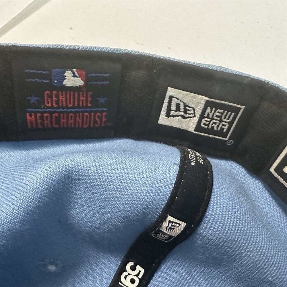 New York Yankees New Era 59FIFTY NYC Skyline Blue Fitted Cap Hat 7 3/8 - Picture 6 of 9